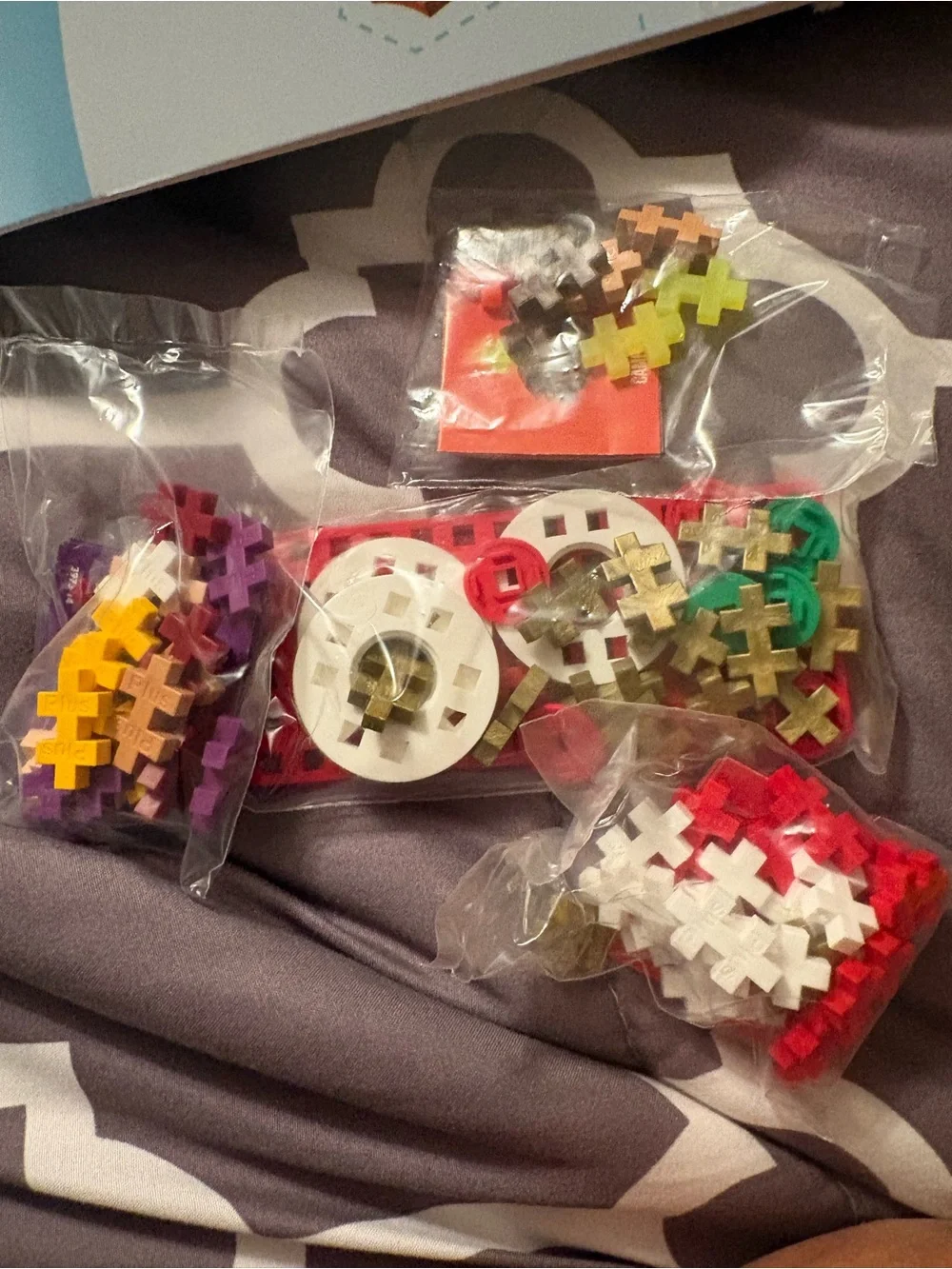 Plus Plus Christmas assorted Creative Building Packs blind pack of 3